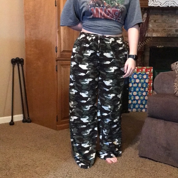 COPY - Men’s Camo Sleep Pants - Picture 1 of 3